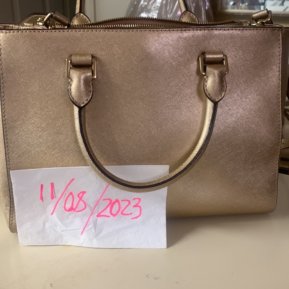 🔇 Sale $30 Michael Kors Purse - Picture 15 of 16